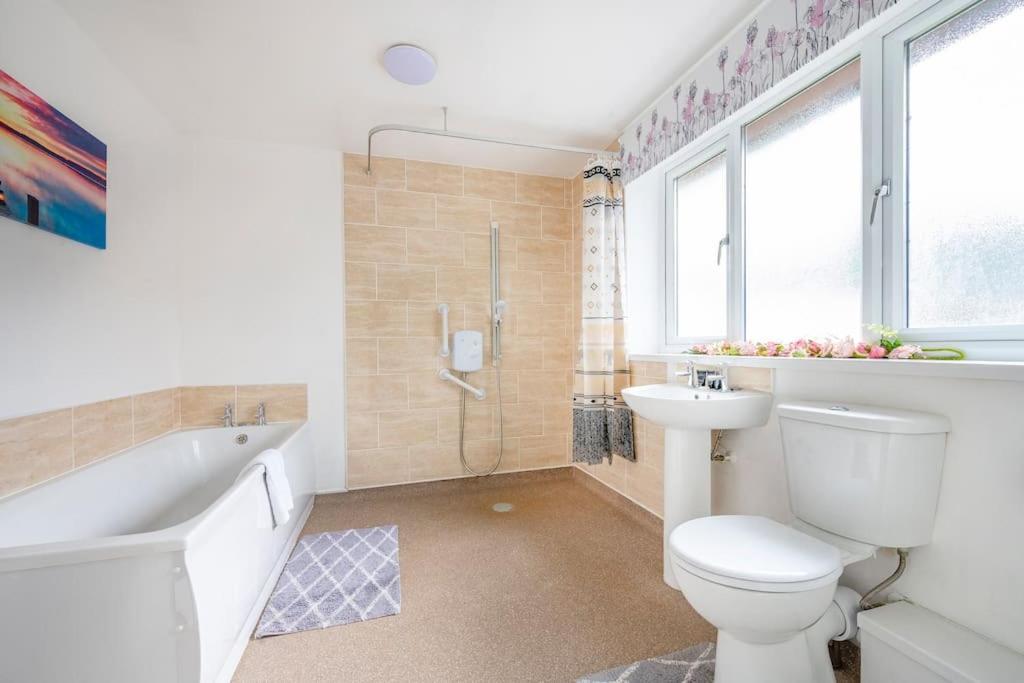 *C.Sani* Setup For Your Most Relaxed & Amazing Stay + Free Parking + Free Fast Wifi * Leeds  Exterior foto