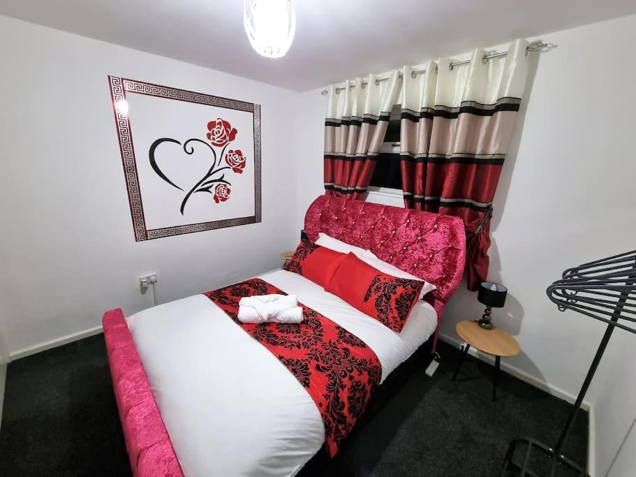 *C.Sani* Setup For Your Most Relaxed & Amazing Stay + Free Parking + Free Fast Wifi * Leeds  Exterior foto