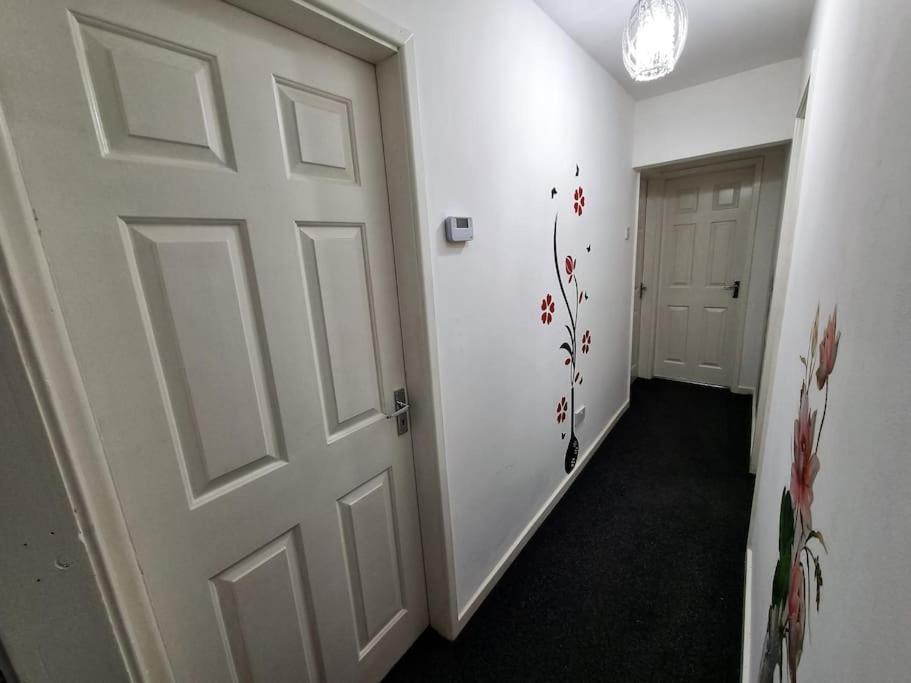 *C.Sani* Setup For Your Most Relaxed & Amazing Stay + Free Parking + Free Fast Wifi * Leeds  Exterior foto